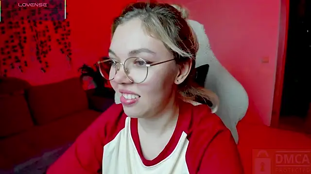 whoa-hoa-hoa-hoa-hoa online show from November 2025 02:28:01 PM