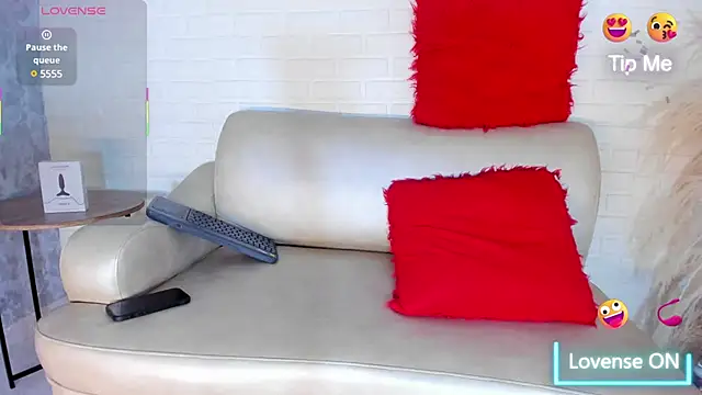 KENDER21  online show from February 2025 03:49:02 PM