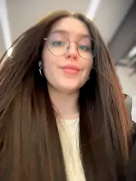 Snapshot of meow_girl chatting on April 2026 02:58:02 PM meow girl online show from April 2026 02:58:02 PM