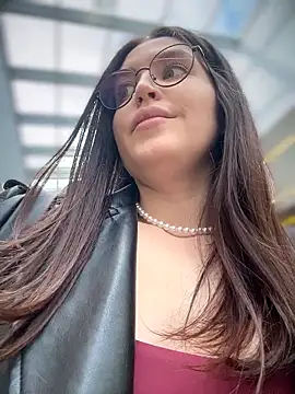 Snapshot of meow_girl chatting on May 2026 10:53:02 AM meow girl online show from May 2026 10:53:02 AM