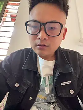 lixiaoshuai8 online show from February 2026 06:28:02 AM