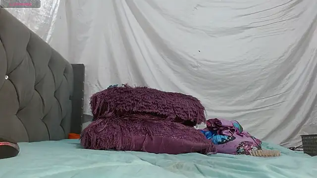 imtiffany w online show from March 2025 03:28:02 PM