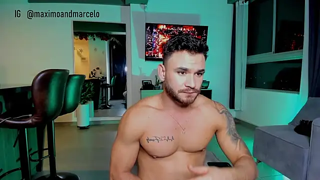 Maximo Marcelo online show from December 2024 03:12:01 AM