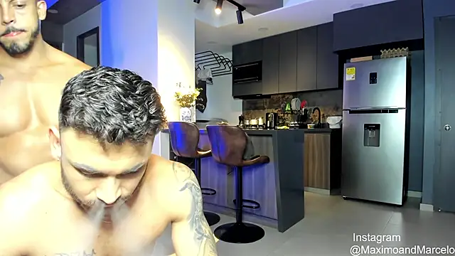 Maximo Marcelo online show from February 2025 03:14:02 AM