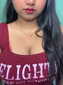 Snapshot of Ishaani_0 chatting on June 2026 05:48:01 PM Ishaani 0 online show from June 2026 05:48:01 PM