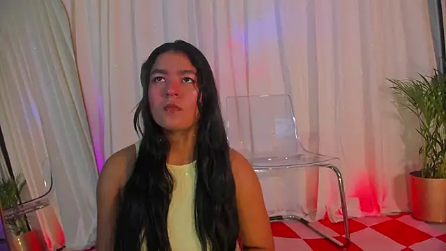 Snapshot of HayamiKioto chatting on February 2026 12:21:01 PM HayamiKioto online show from February 2026 12:21:01 PM