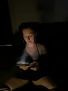 Snapshot of Stoner_BarbieXX chatting on July 2026 08:45:02 PM Stoner BarbieXX online show from July 2026 08:45:02 PM