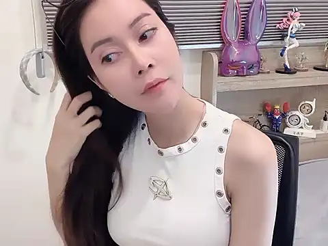 Zozo qq online show from January 2026 02:22:01 PM