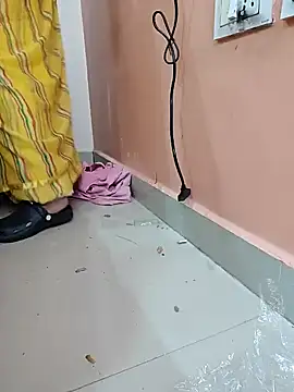 milf-kaira online show from December 2024 04:13:01 AM