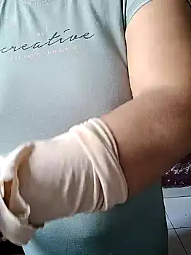 milf-kaira online show from December 2024 06:30:02 AM