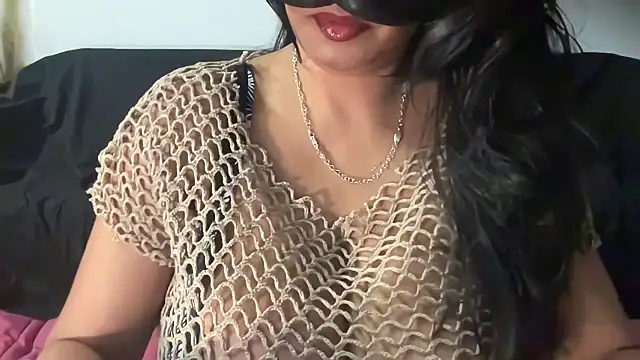 SCARLET-SANTANA online show from December 2024 11:12:02 PM