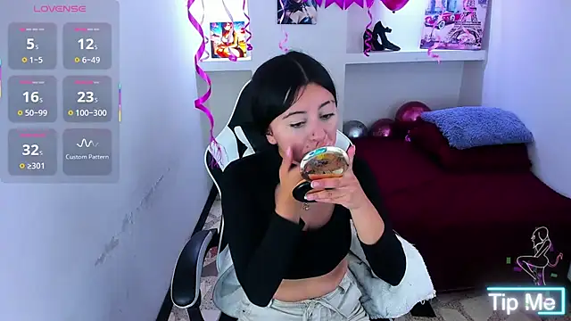 zoe connor19 online show from February 2026 09:07:01 PM