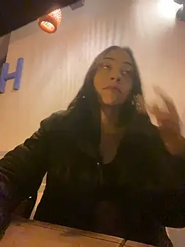 Snapshot of Little_aphrodite chatting on January 2025 07:28:01 AM Little aphrodite online show from January 2025 07:28:01 AM