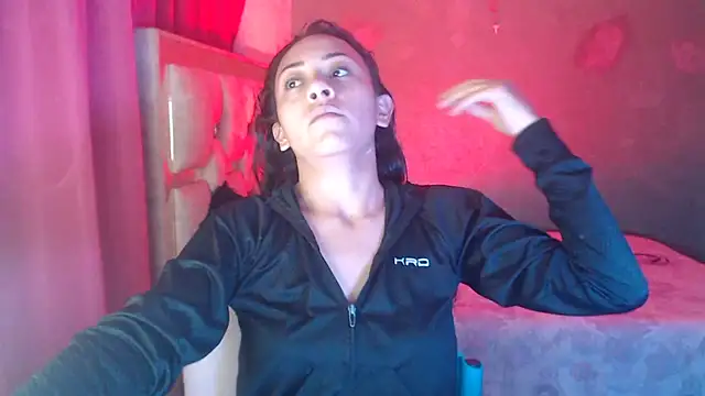 Snapshot of Little_aphrodite chatting on November 2025 11:59:01 PM Little aphrodite online show from November 2025 11:59:01 PM