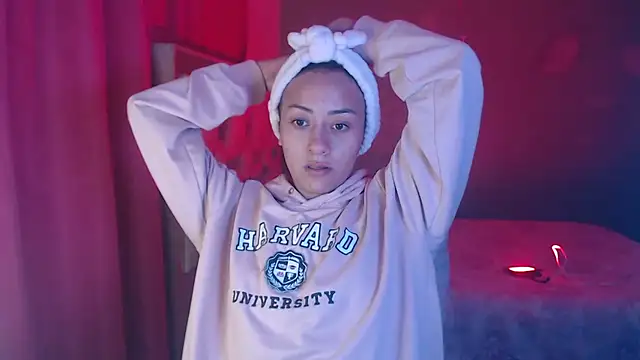 Snapshot of Little_aphrodite chatting on November 2025 11:15:01 PM Little aphrodite online show from November 2025 11:15:01 PM