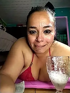 emily sweet13 online show from May 2026 06:09:01 PM