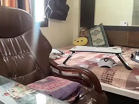 yourhero3466 online show from March 2026 09:43:02 AM