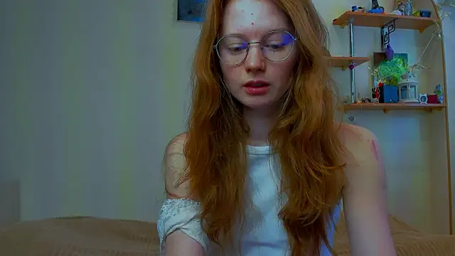 Fire Luna online show from March 2026 05:44:01 AM