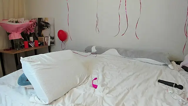 Shadow Dance online show from February 2025 07:43:02 PM