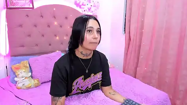  Mia  9 online show from December 2024 02:21:02 AM