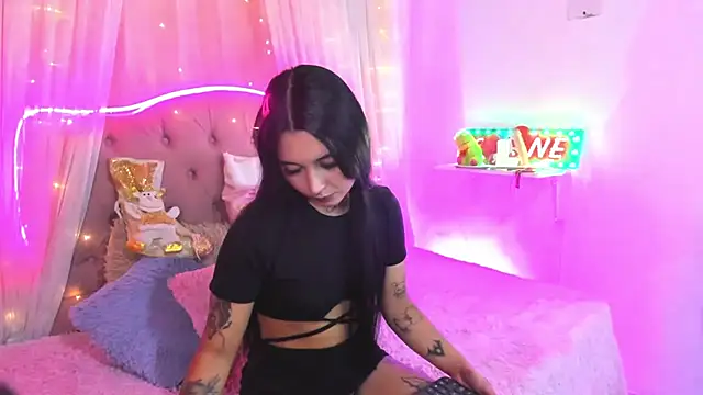  Mia  9 online show from February 2025 11:52:01 PM