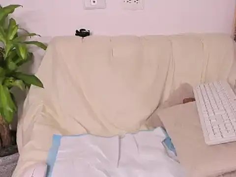 lulu rrussell online show from January 2025 06:52:02 AM