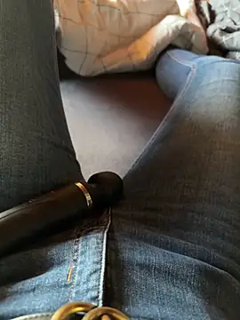 Ana-05 online show from February 2025 04:04:01 PM