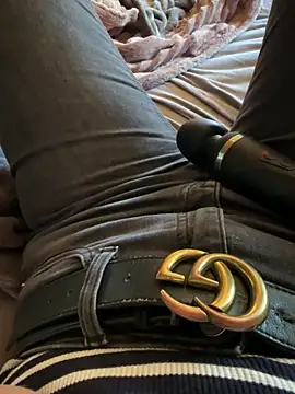 Ana-05 online show from September 2025 11:55:02 AM