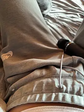 Ana-05 online show from October 2025 10:13:01 AM