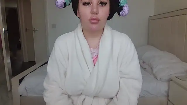 vanilla chocolate23 online show from February 2025 03:10:02 PM