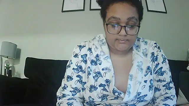 vanilla chocolate23 online show from October 2025 06:47:02 AM