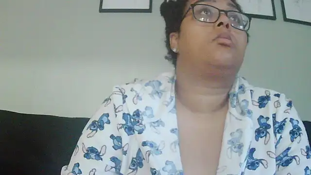 vanilla chocolate23 online show from November 2025 08:46:02 AM