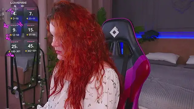 Snapshot of EnnySunrise chatting on February 2025 04:44:01 PM EnnySunrise online show from February 2025 04:44:01 PM