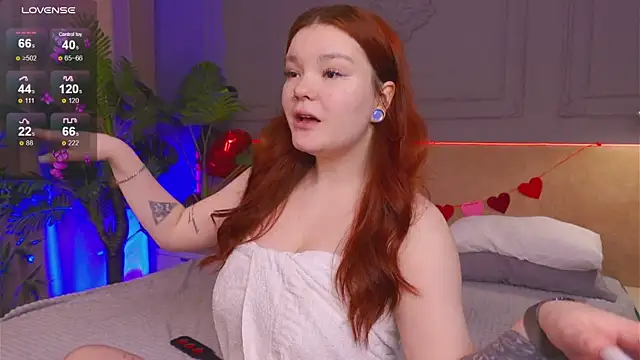 Snapshot of EnnySunrise chatting on February 2025 01:55:01 PM EnnySunrise online show from February 2025 01:55:01 PM