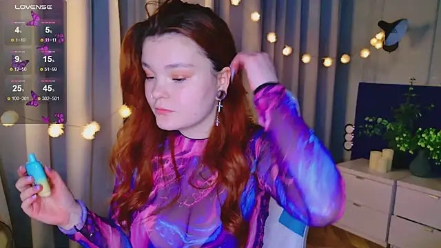 Snapshot of EnnySunrise chatting on March 2025 09:32:02 PM EnnySunrise online show from March 2025 09:32:02 PM