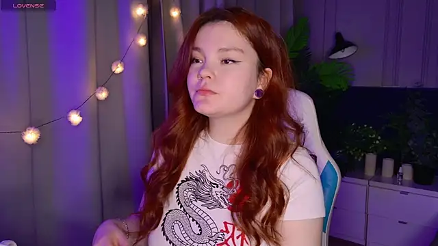 Snapshot of EnnySunrise chatting on September 2025 07:03:02 PM EnnySunrise online show from September 2025 07:03:02 PM