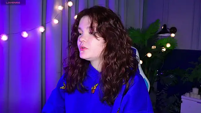 Snapshot of EnnySunrise chatting on November 2025 07:01:02 PM EnnySunrise online show from November 2025 07:01:02 PM