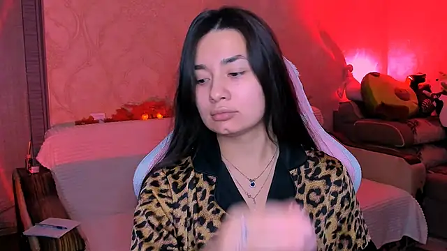 Swee Alicee online show from October 2025 07:55:01 PM