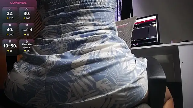 marilynetthan online show from October 2025 01:44:02 PM