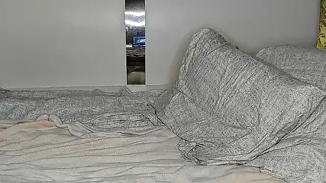 denlover1 online show from January 2025 07:37:01 PM