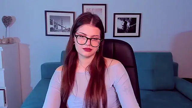 AdeliaKiss online show from February 2025 04:58:01 PM