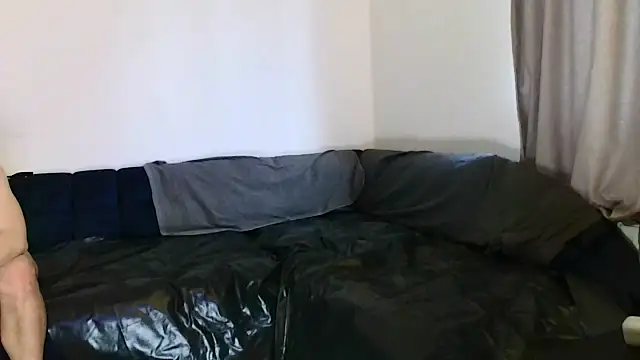 manforhotfun online show from January 2026 01:26:01 PM