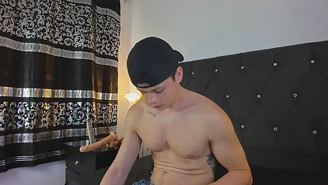 Angel Cuervo online show from January 2025 03:42:01 PM