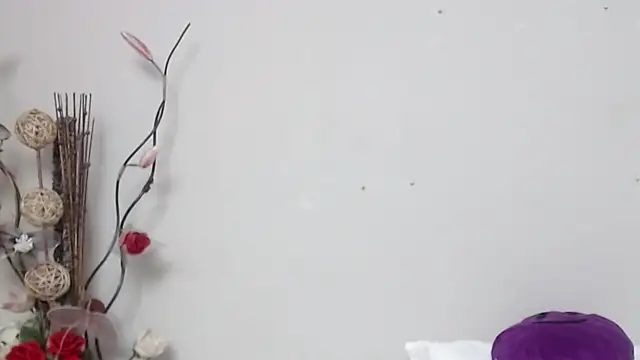 Nicol Love0 online show from January 2025 07:39:01 PM