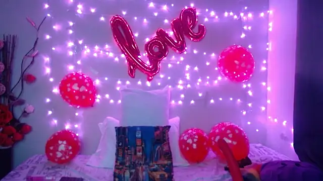 Nicol Love0 online show from February 2025 11:10:02 AM