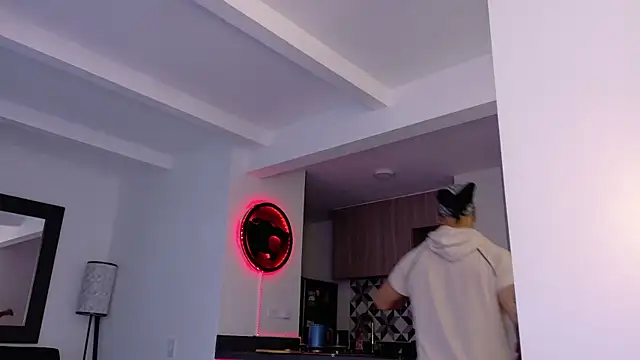 tony muscle online show from September 2025 10:37:01 PM