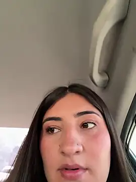 AhriCutte online show from February 2025 06:13:01 PM