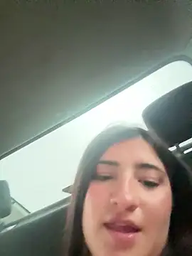 AhriCutte online show from February 2025 06:29:02 PM