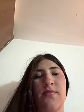 AhriCutte online show from February 2025 11:16:01 PM