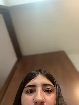 AhriCutte online show from March 2025 04:55:02 PM